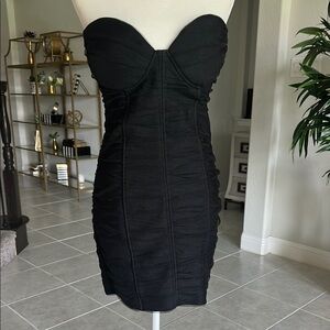 Fashion Nova Black Ruched Strapless Bodycon Dress